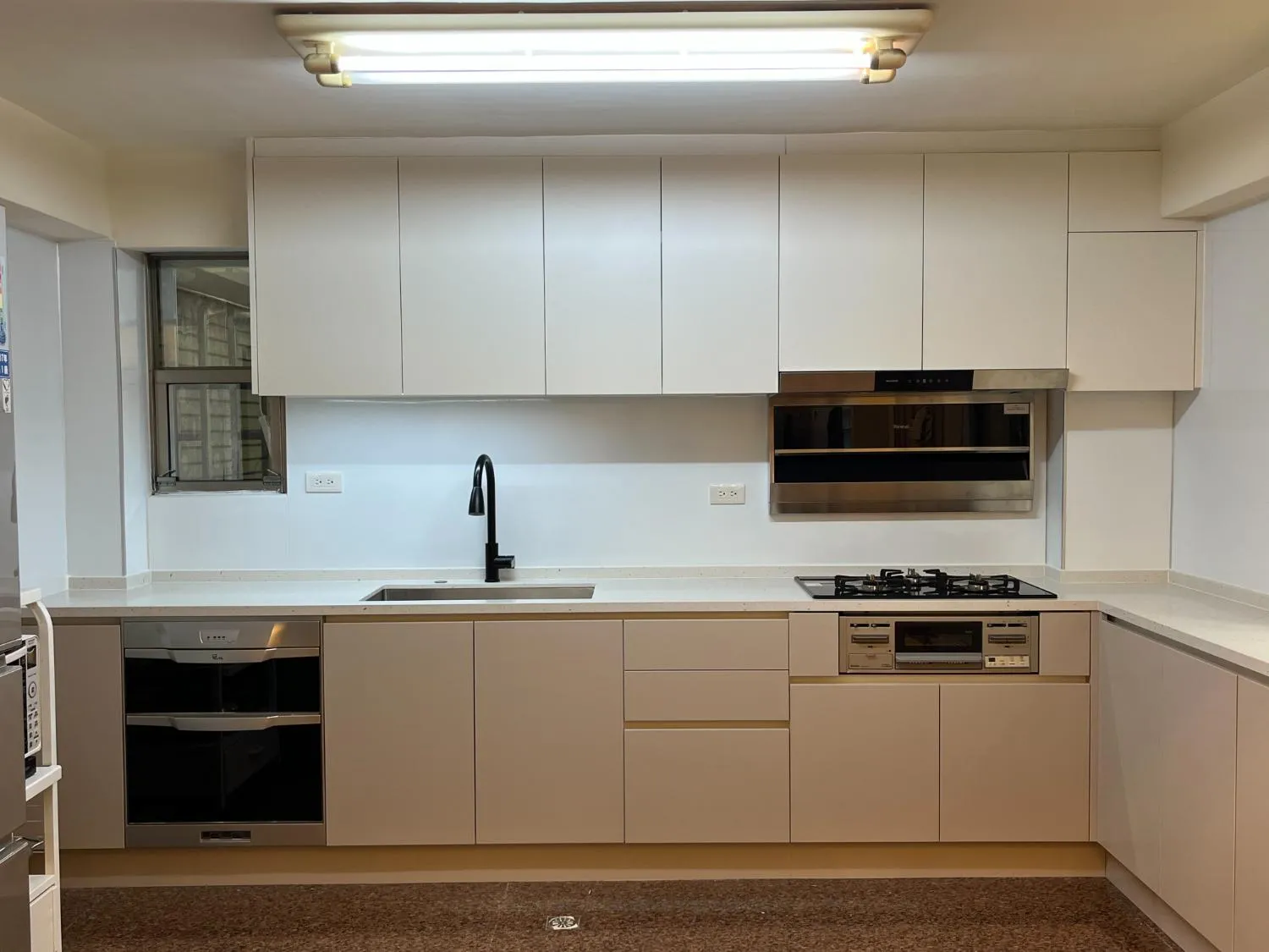 廚房系統櫃內部收納設計-客製化配置