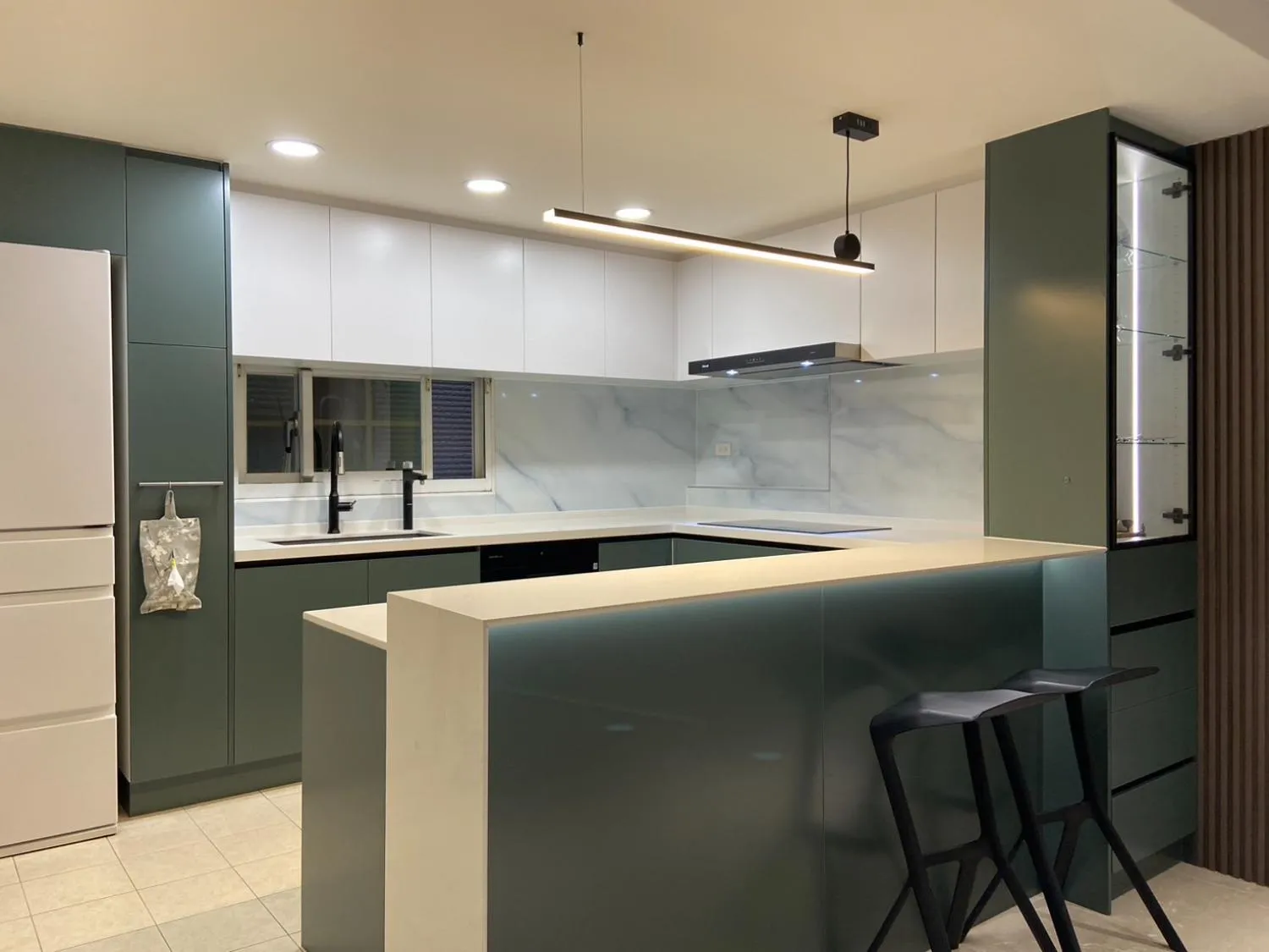 廚房高端琺瑯板牆面設計-耐磨抗污好清理